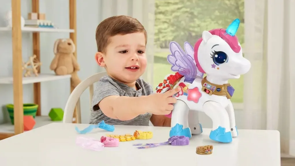 Štýlový a okúzľujúci jednorožec je fantastický, módny koňík