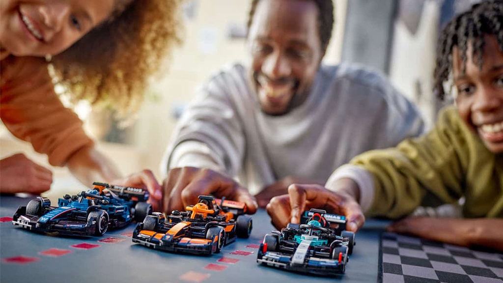 Prekroč cieľovú čiaru LEGO kocky s inšpiráciou z Formuly 1