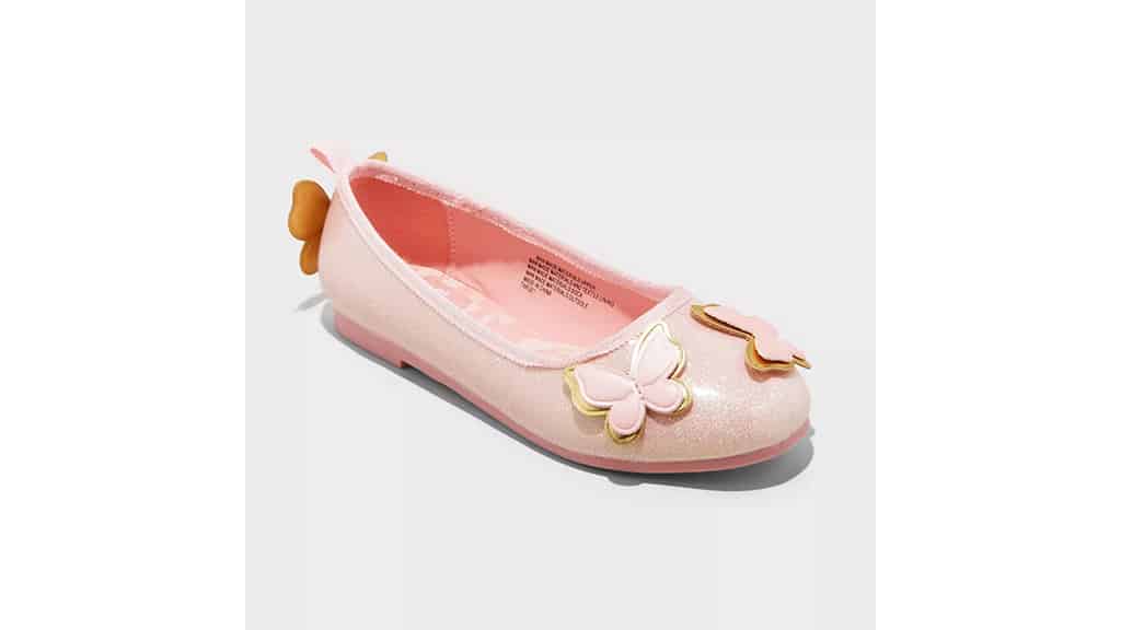 Baletné topánky s diabolskou inšpiráciou očarujú šatník mladých fanúšikov