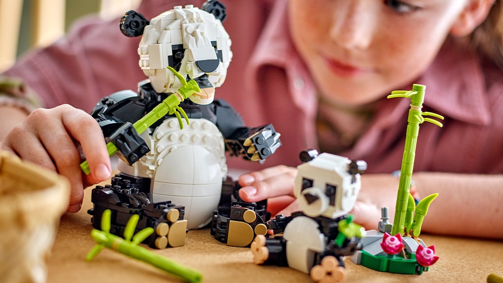 LEGO Creator 3 v 1 Divoké zvieratá: Rodina pandy
