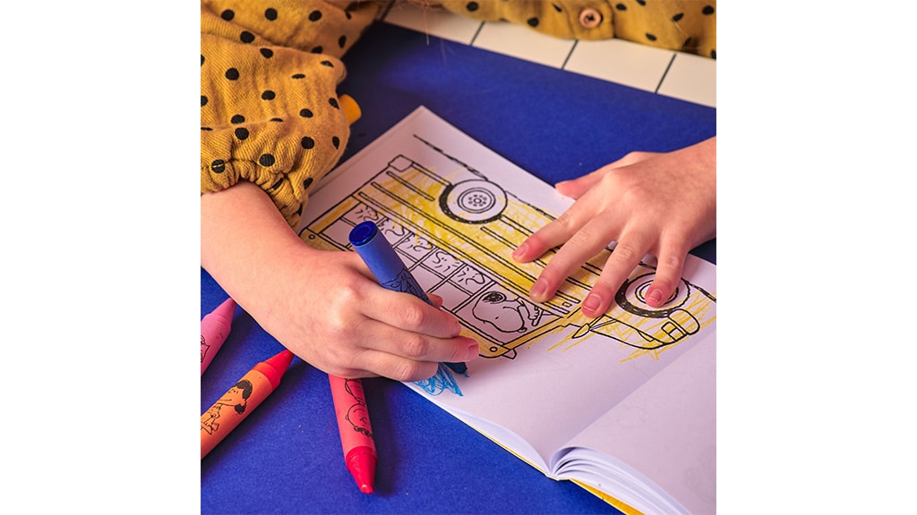 Je čas zaobstarať si tieto remeselné súpravy s motívom Snoopyho.