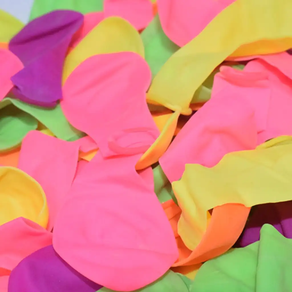 100-dielny set farebných vodných bômb