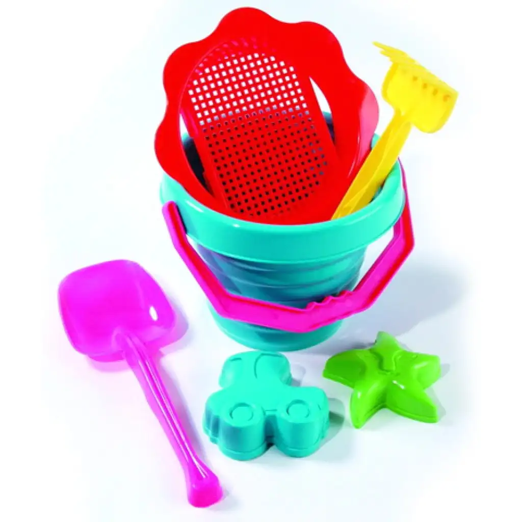 Sada do piesku v vlnkovitým vedierkom