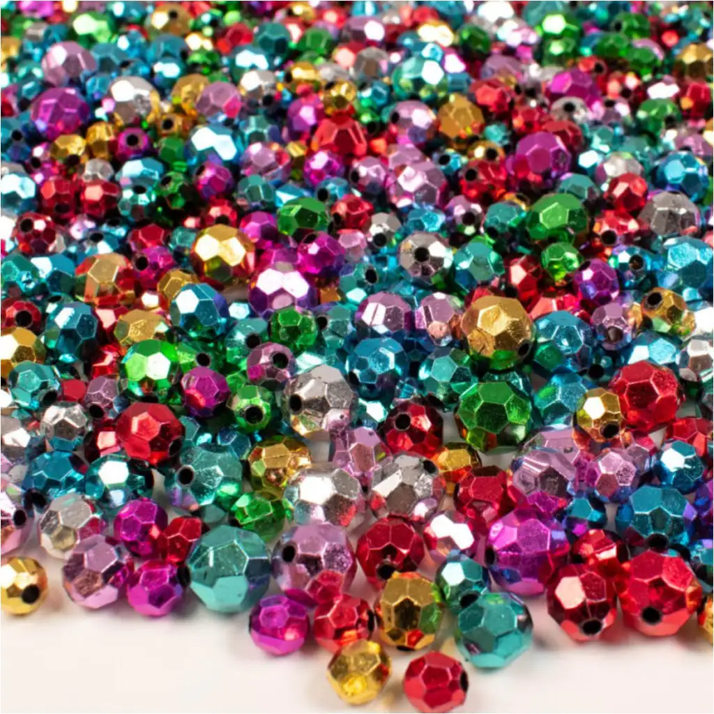 PlayBox: Farebné korálky v tvare diamantu, navliekateľné, veľkosti 8, 10 a 12 mm, balenie 250 g