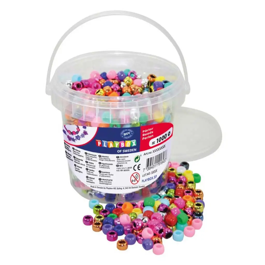 PlayBox: Plastové variteľné korálky v kovovej farbe, vedro s 1000 kusmi.