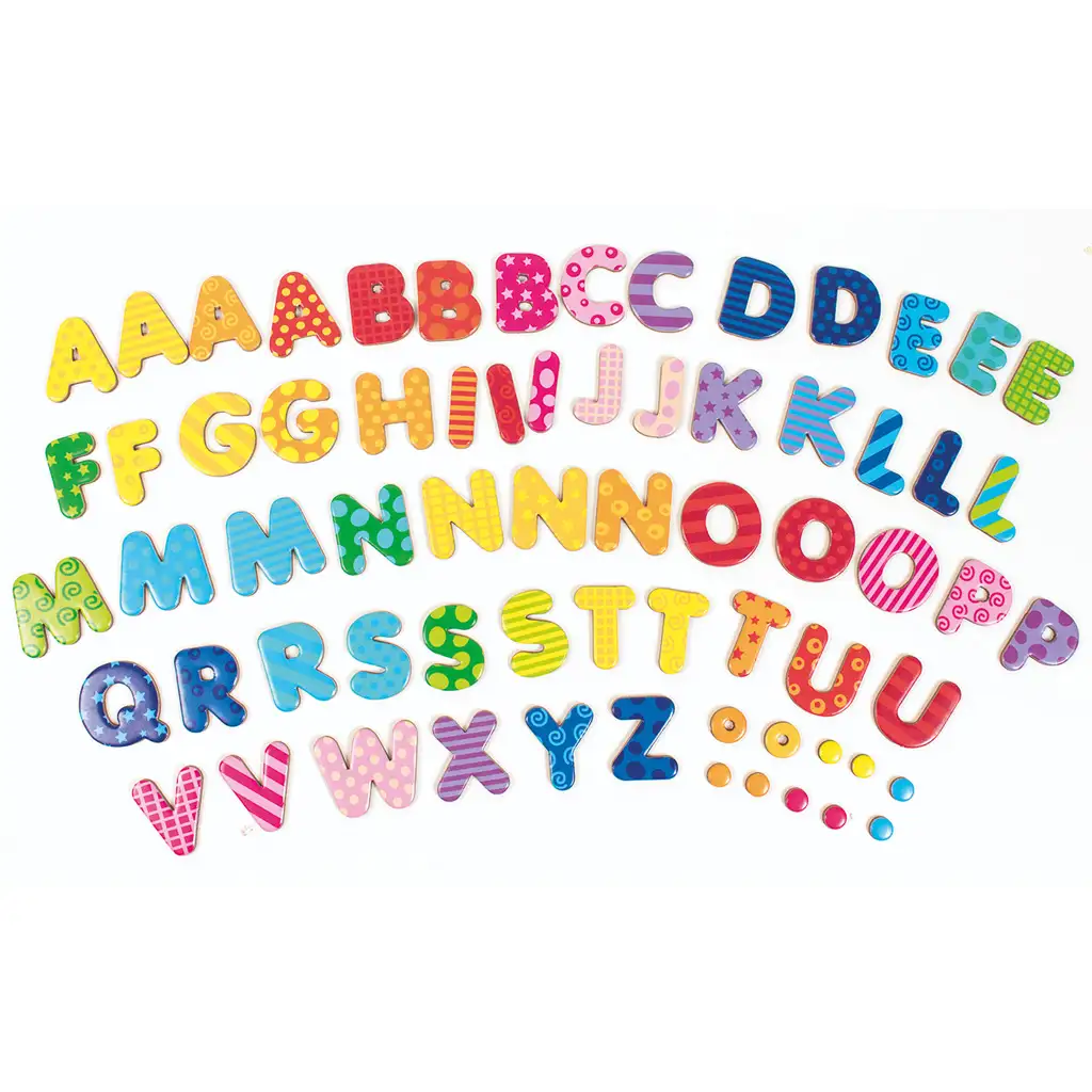 PlayBox: Sada farebných magnetických písmen, 60 kusov