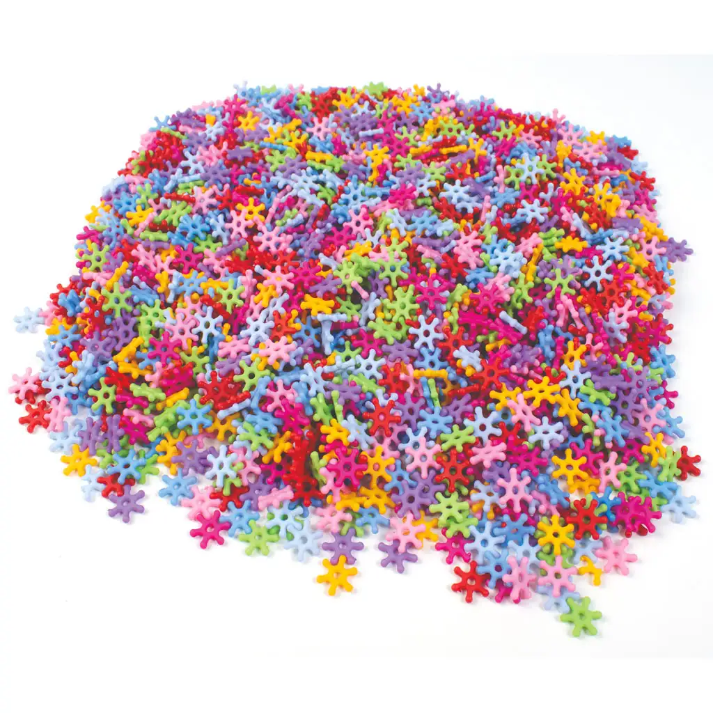 PlayBox: Sada farebných plastových korálok vo forme vločiek, 6200 kusov.