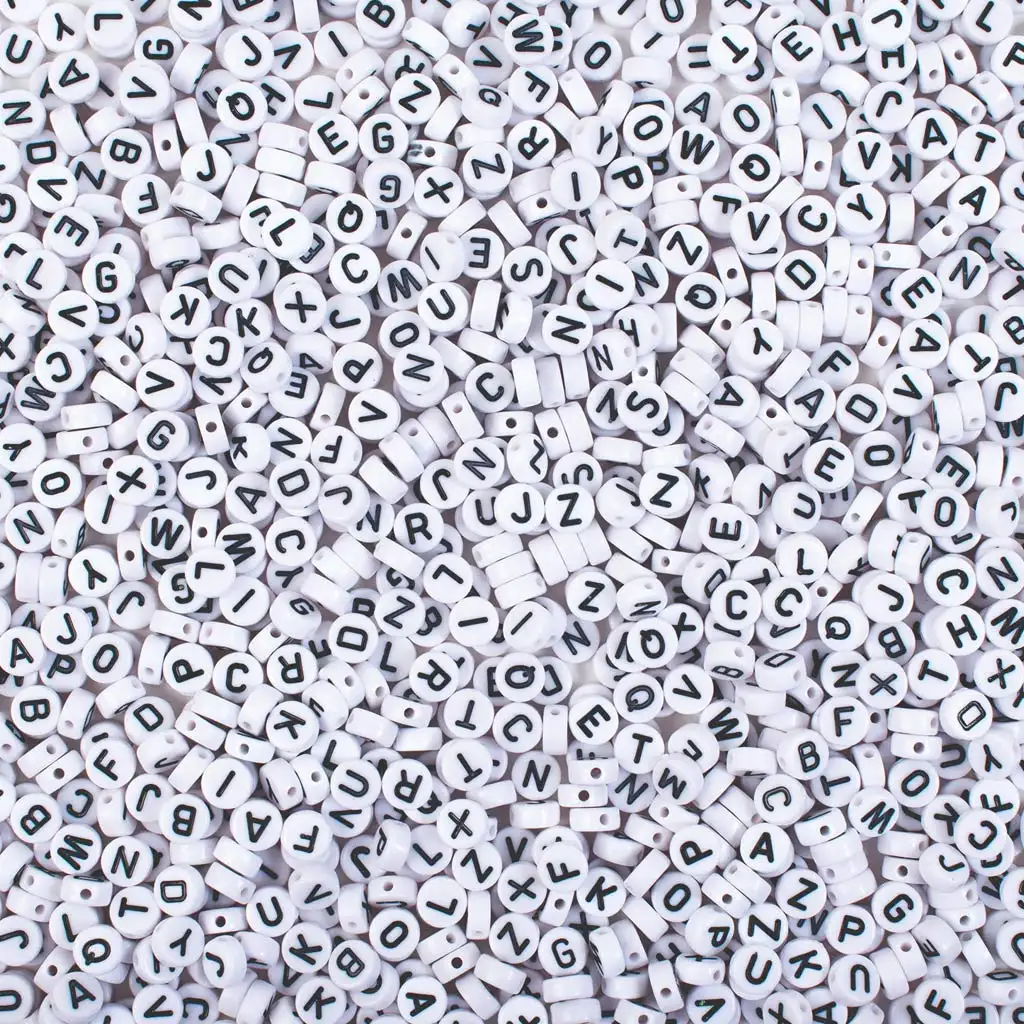 PlayBox: Sada plastových korálok na navliekanie, 250 kusov