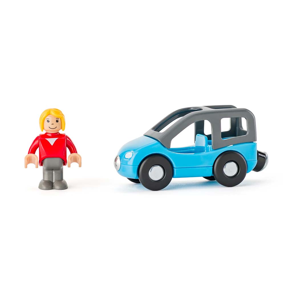 Dvojposchodová drevená garáž s vozidlami - Woodyland kép 4