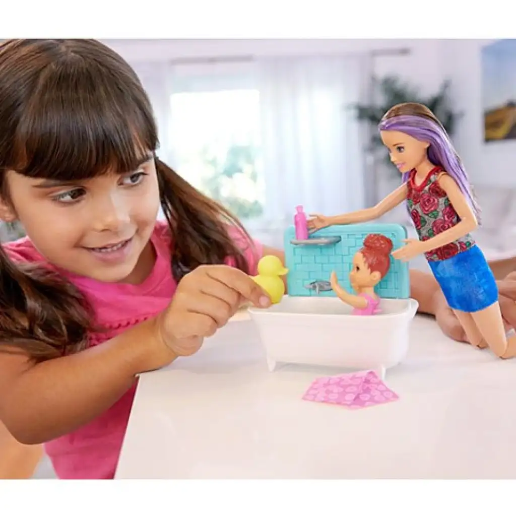 Barbie: Skipper fürdető bébiszitter játékszett - Mattel kép 3