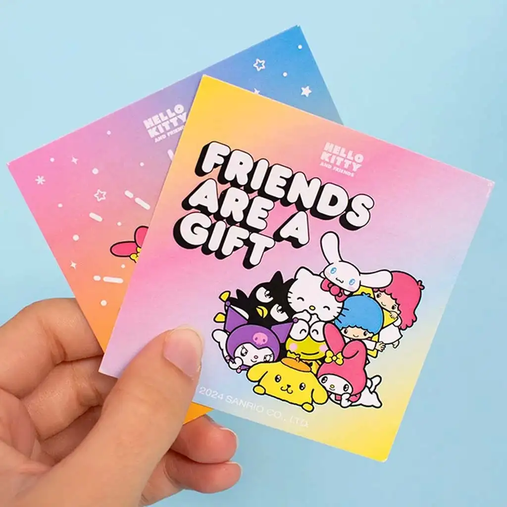 Hello Kitty prekvapujúca škatuľka s figúrkou a nálepkami kép 2