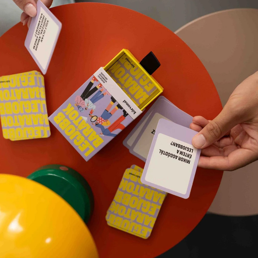 Obrys: Najlepší priatelia – Otázky, ktoré vás zbližujú kép 3