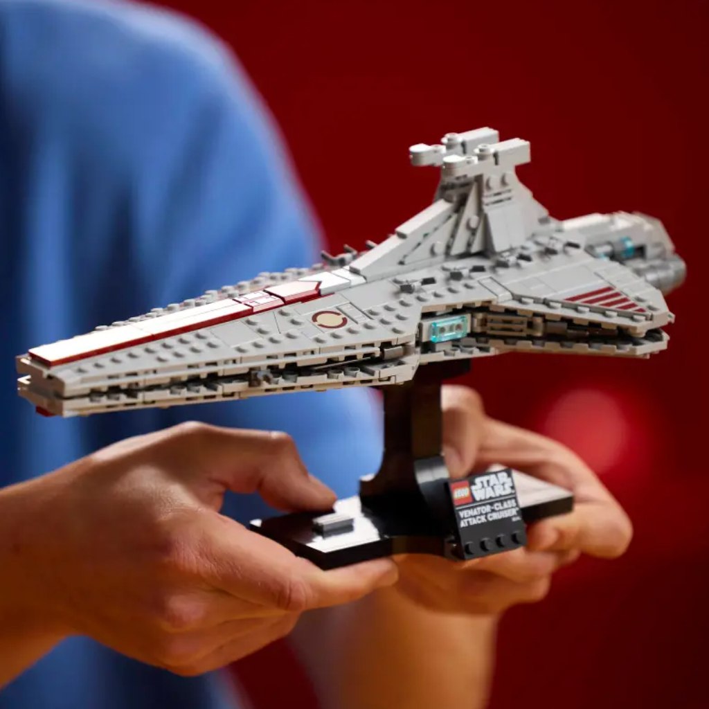 LEGO® Star Wars™: Útočný krížnik triedy Venator (75441) kép 2