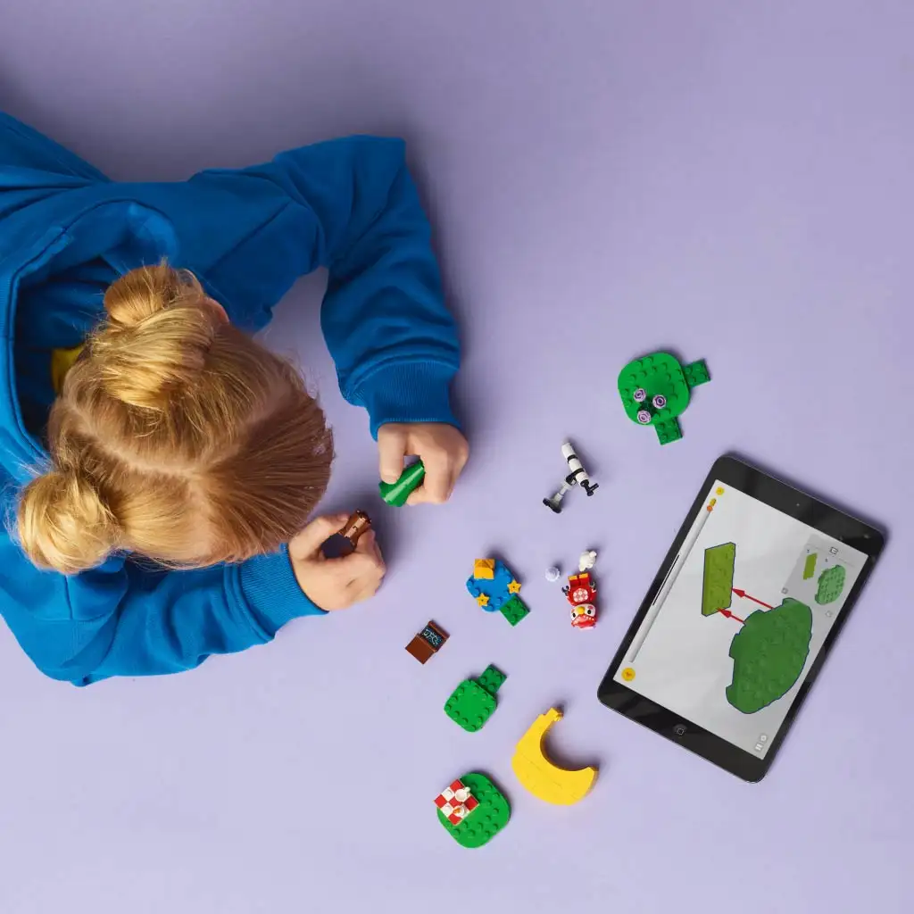 LEGO® Animal Crossing™: Pozorovanie hviezd s Celeste (77053) kép 4