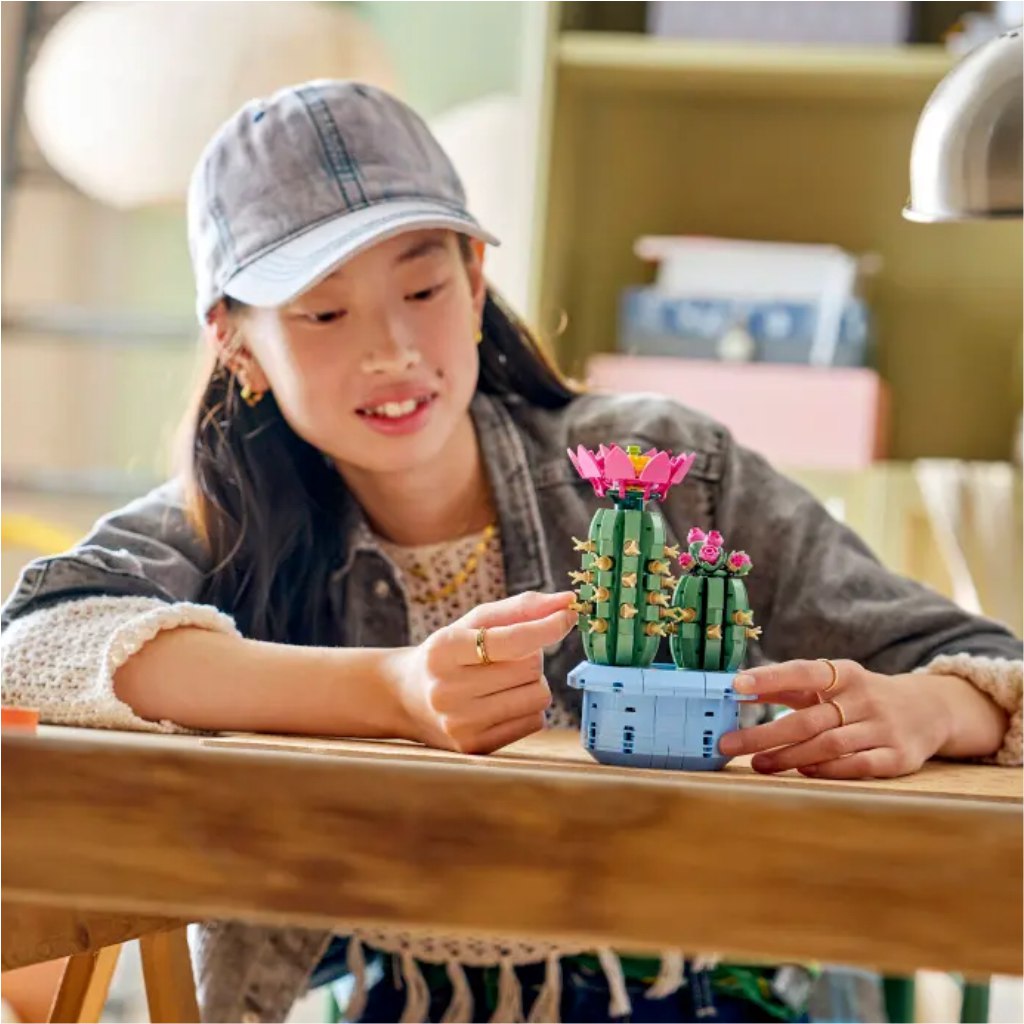 LEGO® Botanicals: Kvitnúci kaktus (11509) kép 4