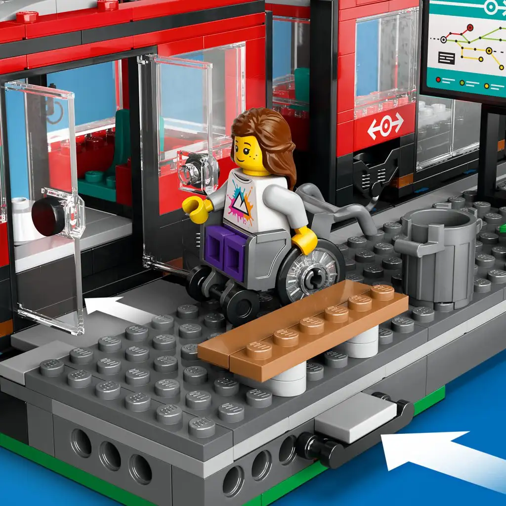 LEGO® City: Belvárosi villamos és megálló (60423) kép 5