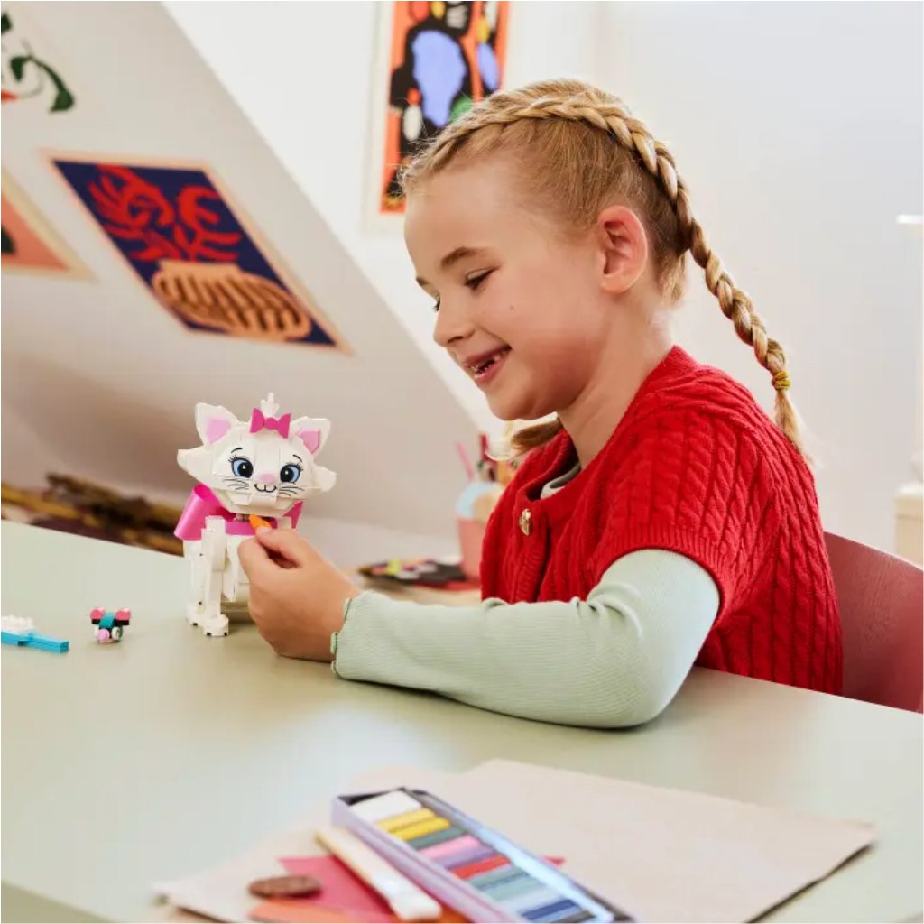 LEGO® Disney: Aristokatky Roztomilá Marie (43286) kép 4