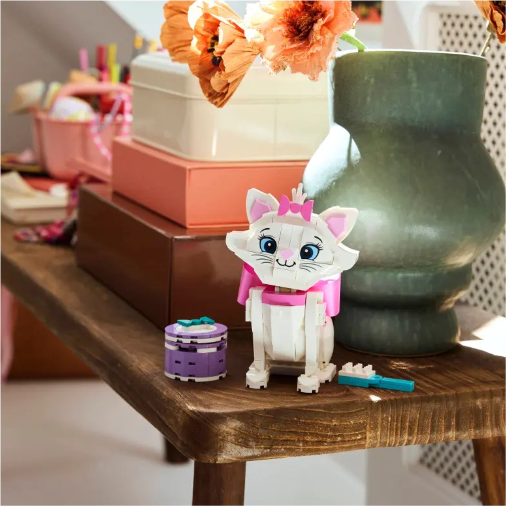 LEGO® Disney: Aristokatky Roztomilá Marie (43286) kép 5