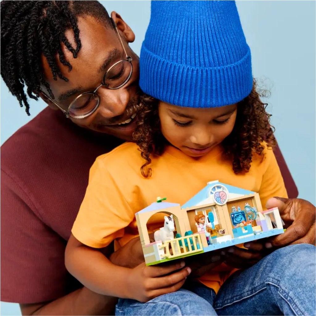 LEGO® Friends: Zvieracia klinika (42696) kép 5