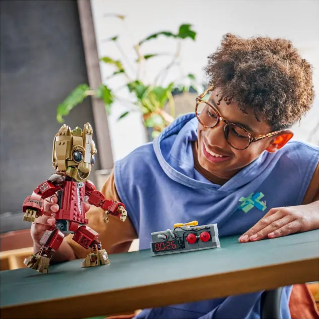 LEGO® Marvel: Groot v uniformách Ravagerov (76341) kép 4