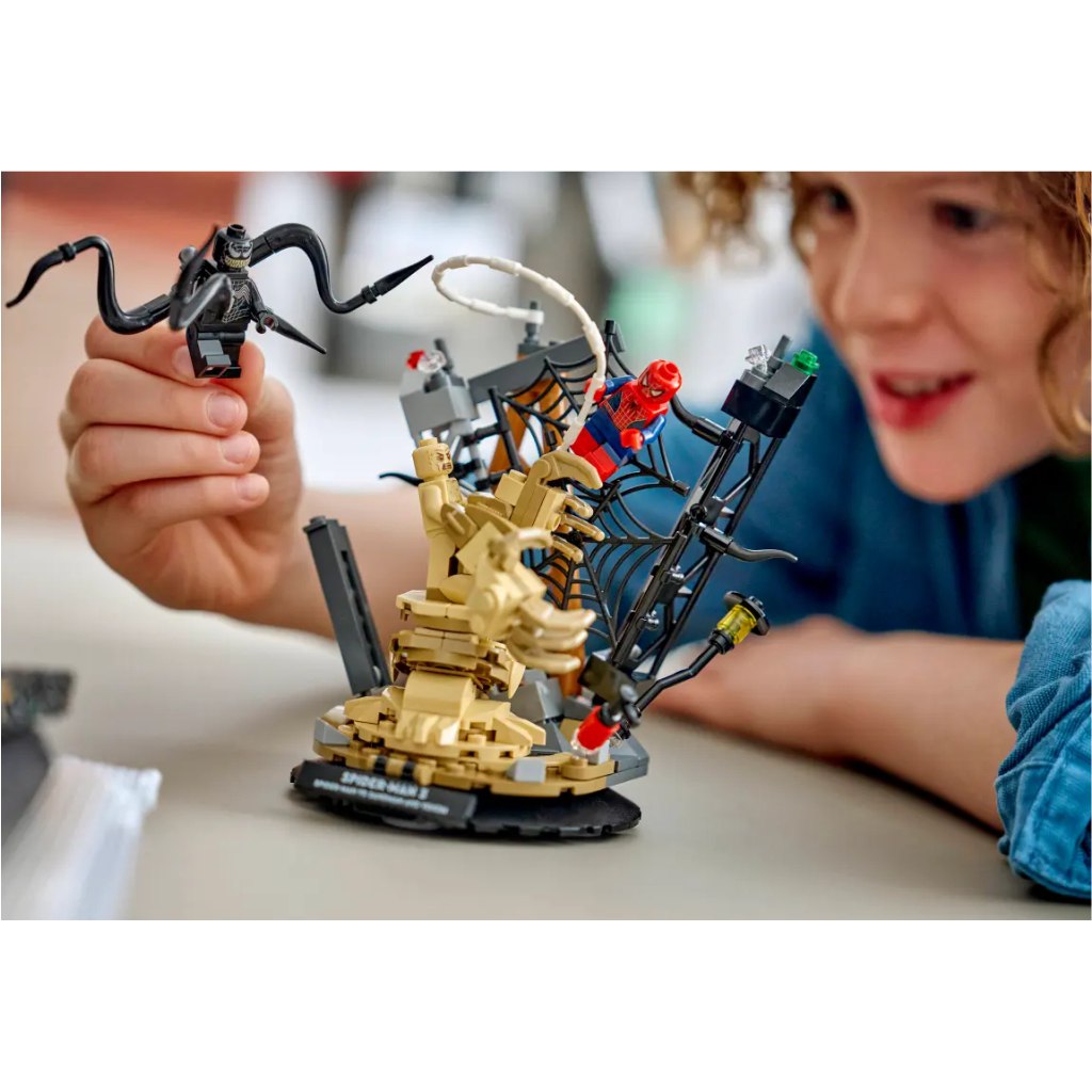 LEGO® Marvel: Súboj Spider-Mana a Sandmana (76334) kép 4