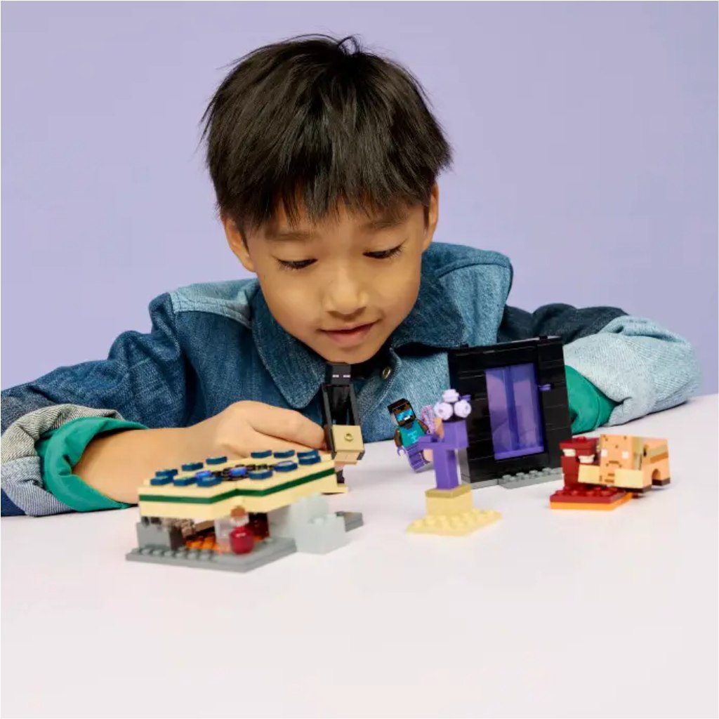 LEGO® Minecraft: Cesta k bráne do Podsvetia a ku Koncovému portálu (21584) kép 4