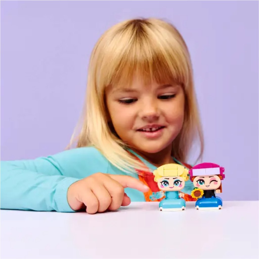 LEGO® Disney: Malá Anna a Elsa (43284) kép 5