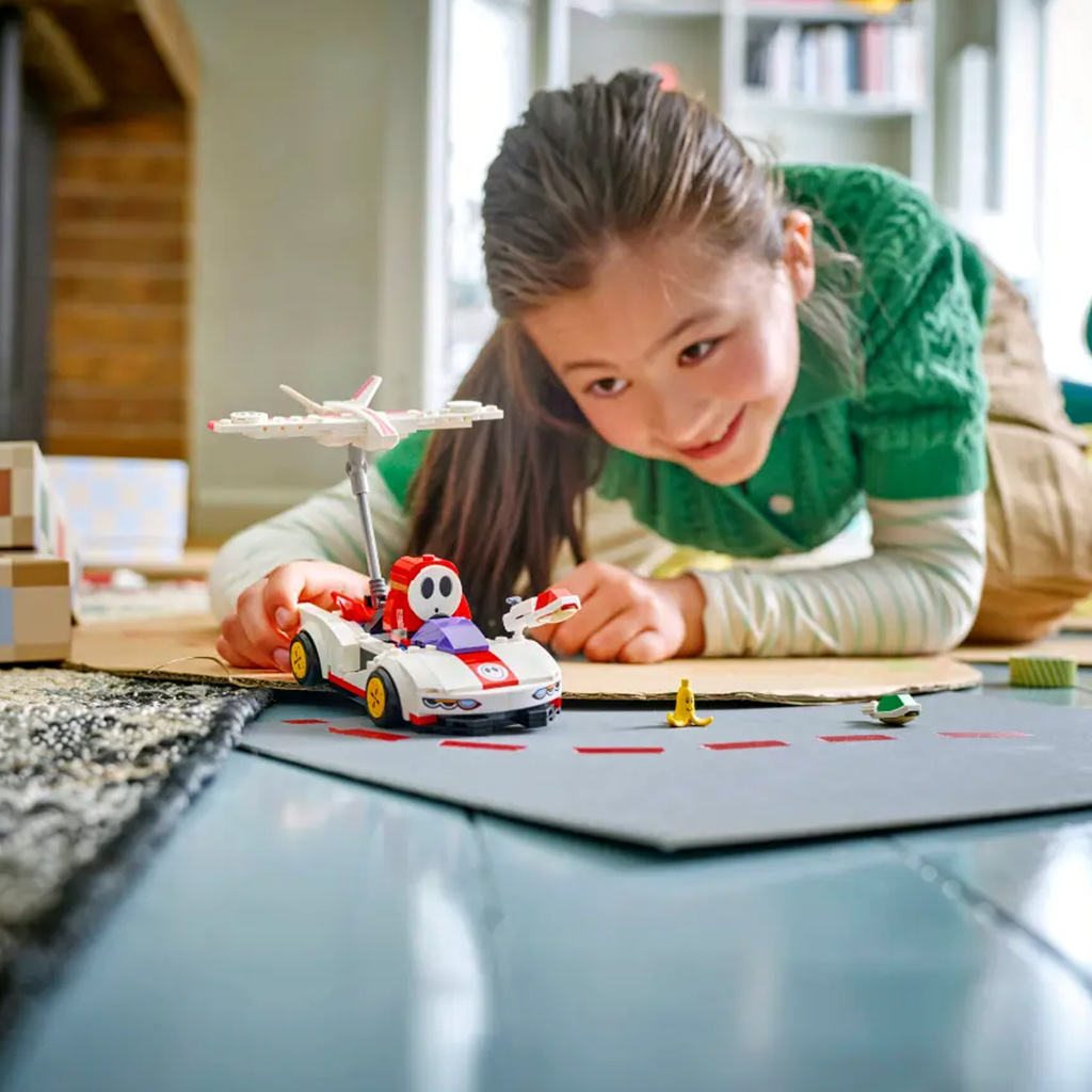 LEGO® Super Mario™: Mario Kart™ – Shy Guy a P-Wing (72045) kép 6