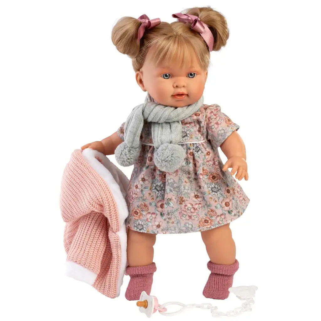 Llorens: Alexandra 42 cm bábika so zvukom v pletenom kabáte so šálom kép 2