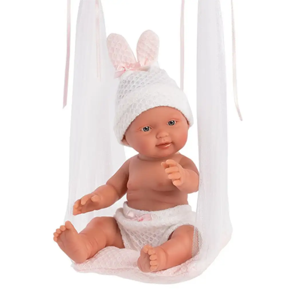 Llorens: Bebita 26 cm dievčatko bábika s hojdačkou