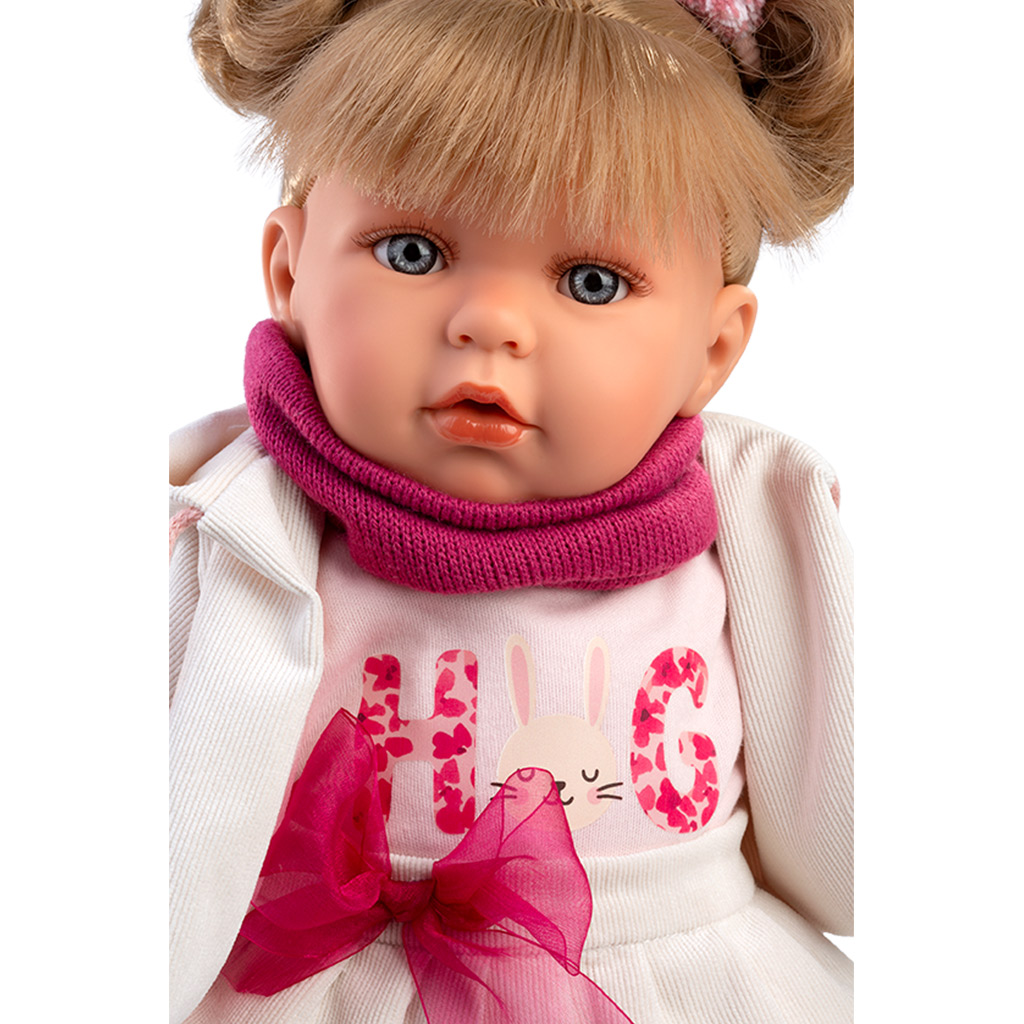 Llorens: Júlia, 42 cm vysoká plačúca bábika s cumlíkom v sukni s mašľou. kép 2