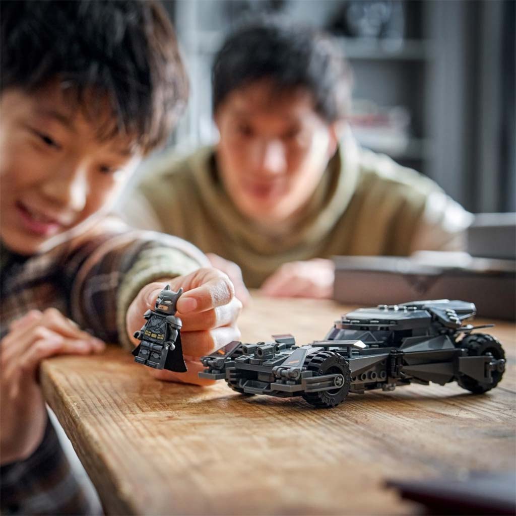 LEGO® Marvel: Batman proti Supermanovi™: Batmobil™ (76331) kép 6