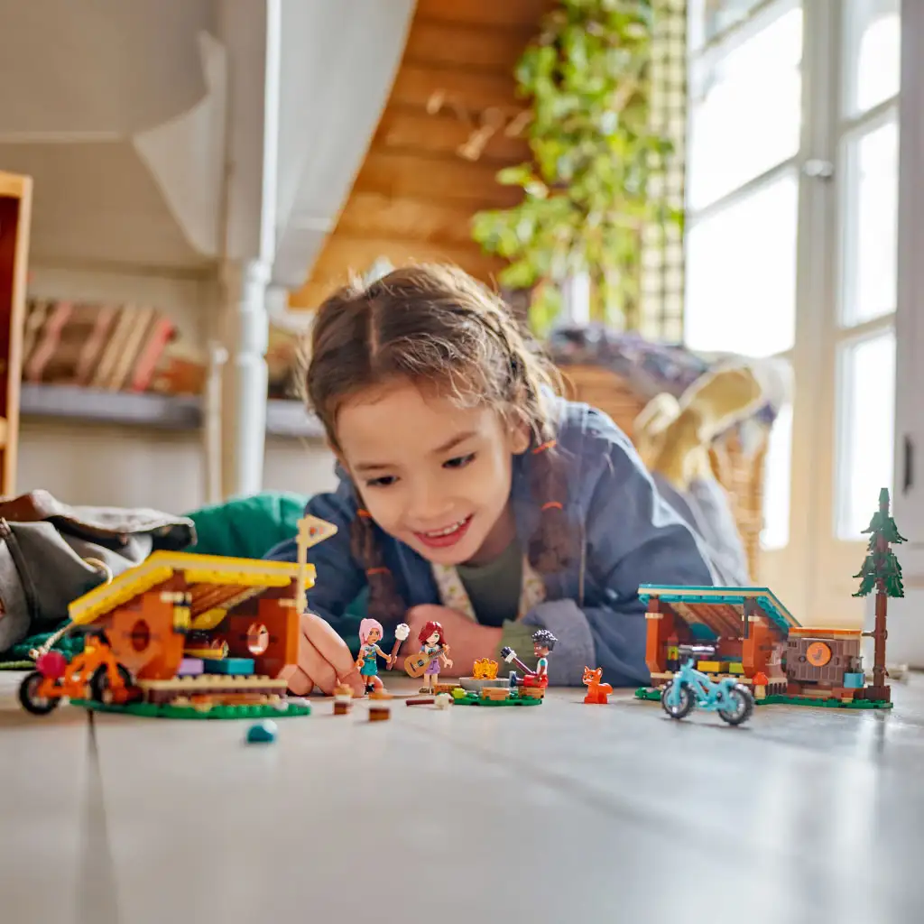 LEGO® Friends: Útulné kabíny v dobrodružnom tábore (42624) kép 3