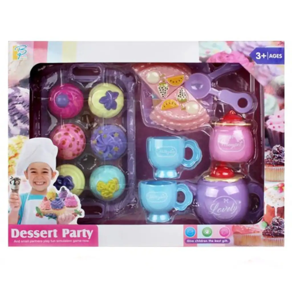 Plastová čajová súprava a koláče, set s príslušenstvom