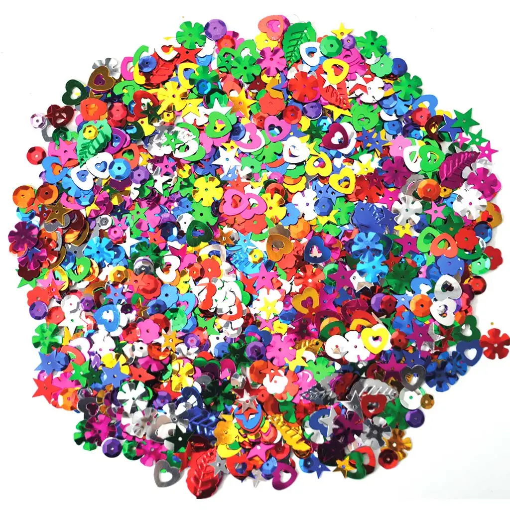 PlayBox: Balíček farebných flitrov v rôznych farbách, veľkostiach a tvaroch, 100g balenie.