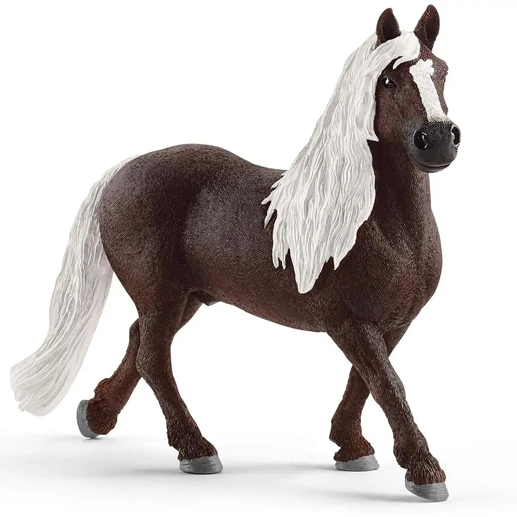 Schleich: Figúrka čierneho lesa žrebca (13897)
