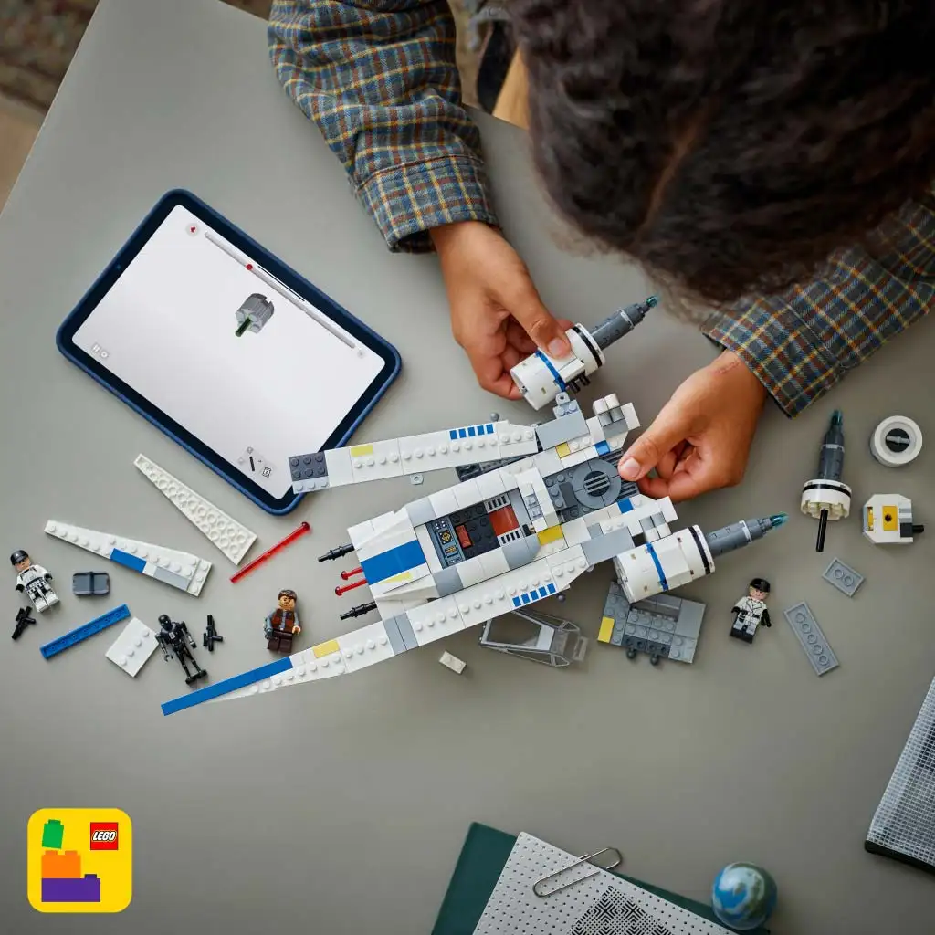 LEGO® Star Wars™: Lázadó U-szárnyú vadászgép™ (75399) kép 7