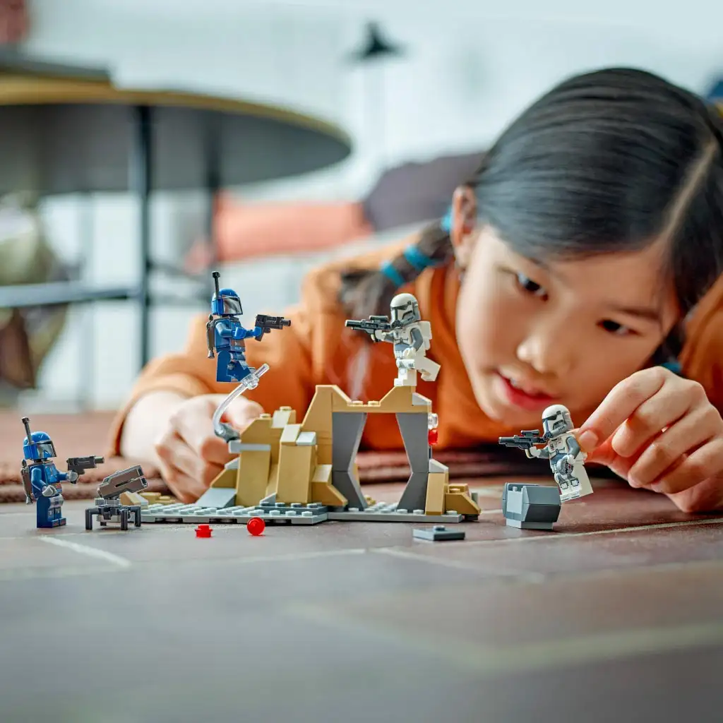 LEGO® Star Wars™: Pasca na planéte Mandalore™ bojový balíček (75373) kép 4