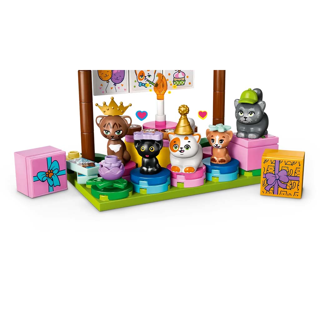 LEGO® Friends: Születésnapi cicazsúr és lombház cicáknak (42666) kép 6