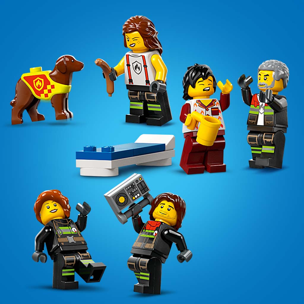 LEGO® City: Tűzoltóállomás és tűzoltóautó (60414) kép 6