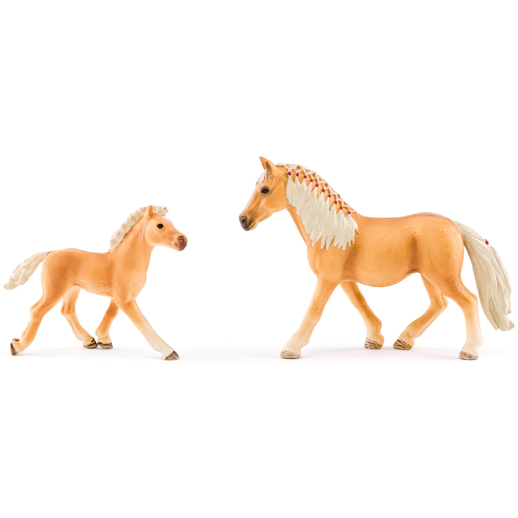 Faunica: Drevená jazdecká stajňa s konskými figúrkami, 3-dielna súprava – Woodyland kép 3